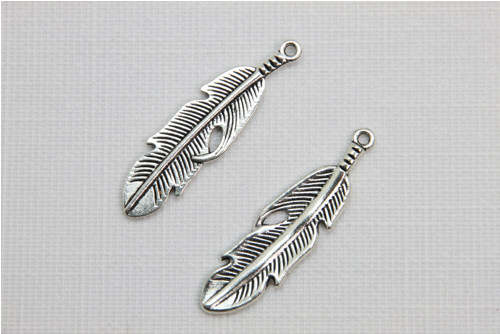 Přívěsek pírko 50x15mm (po 2 ks)