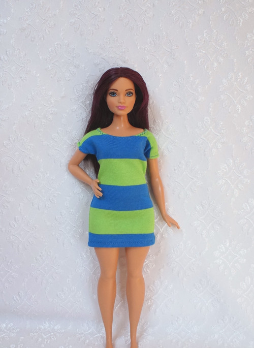 Šaty pro Barbie 2016 - curvy - baculku — foto 1