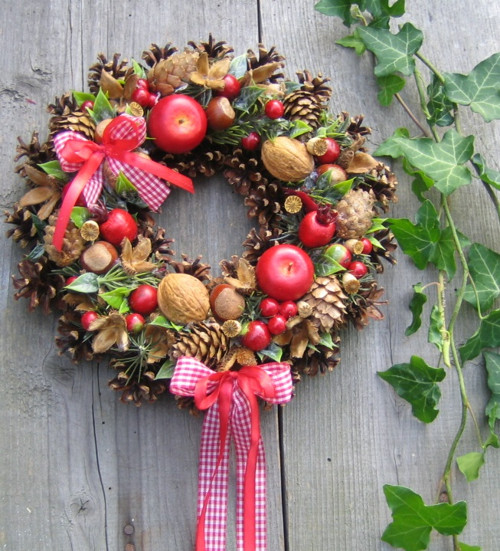 Adventní věneček s jablíčky — foto 1
