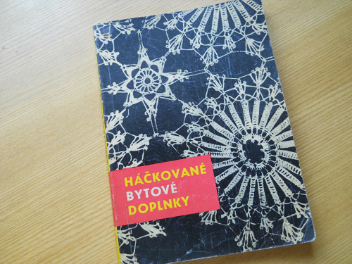 Háčkované bytové doplňky — foto 1