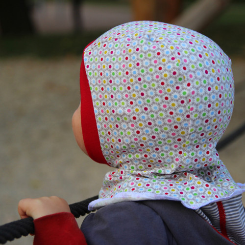 Puntíkatá merino kuklička — foto 1