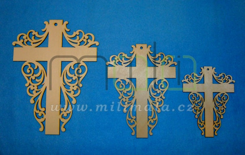 Kříž vyřezávaný - typ 1 - 25 cm