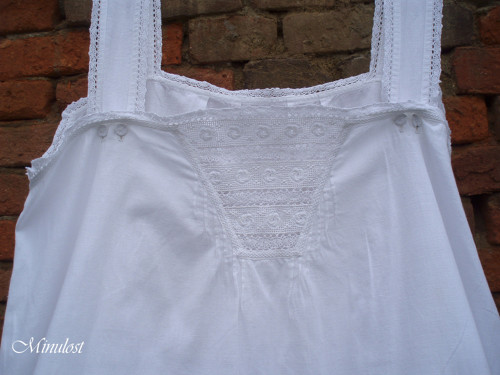 Noční košilka VII — foto 1