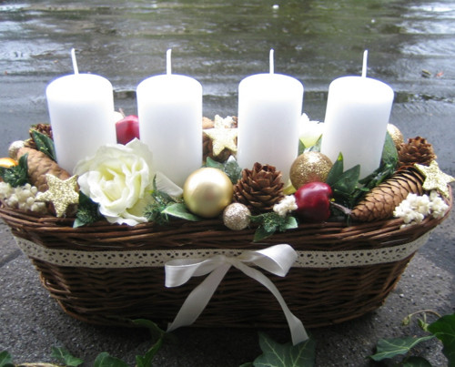 Adventní košíček s růžičkami — foto 1