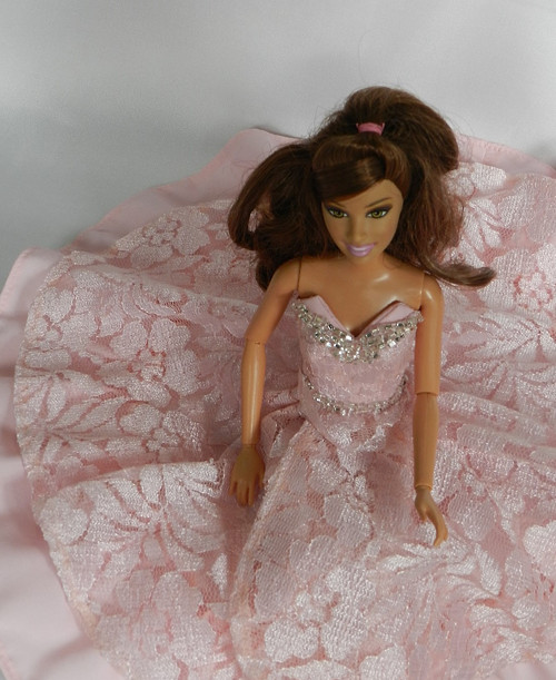 Šatičky pro Barbie — foto 1