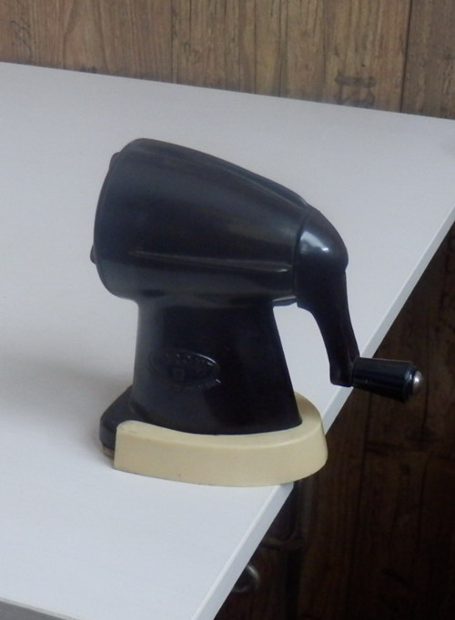 Bakelitove strouhatko Garant — foto 1