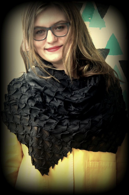 Chumlátko/halítko/pončo černé — foto 1