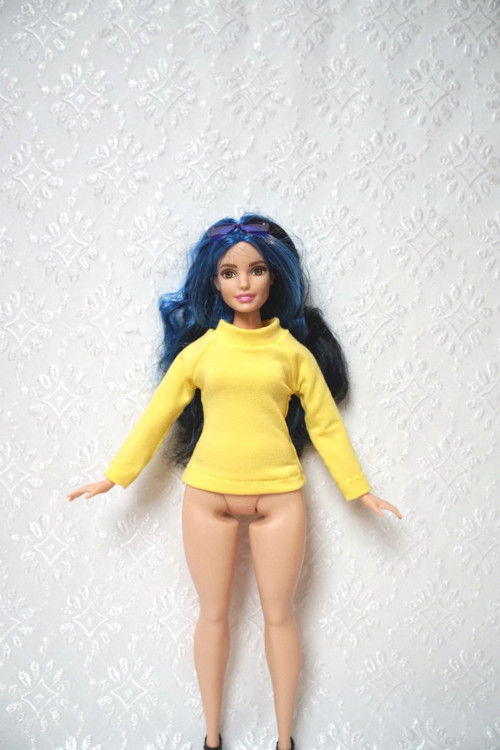 Tričko pro Barbie 2016 - curvy - baculku — foto 1