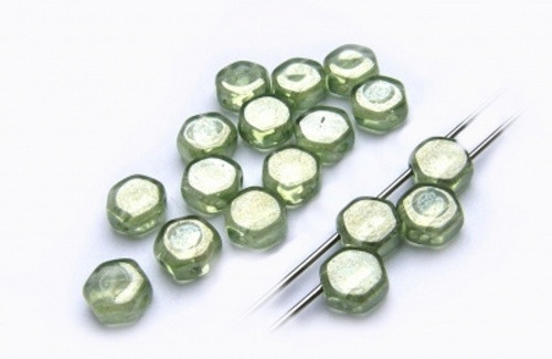 Skleněné korálky HEXAGON 6mm (50ks) - zelená