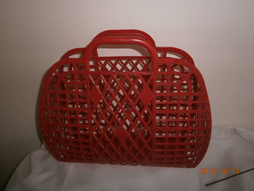Retro Plastový Košíček — foto 1