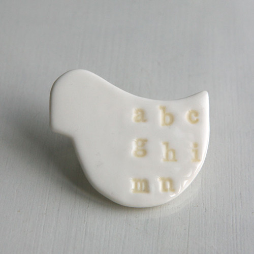 Messinger Sunny (porcelánová brož) — foto 1