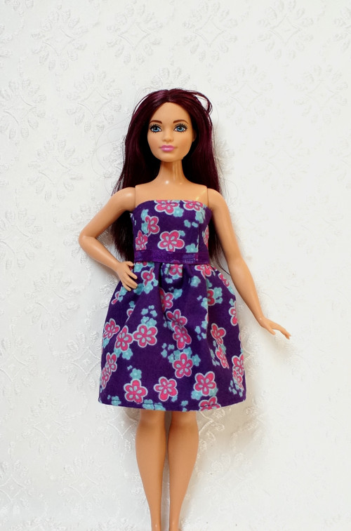 Šaty pro Barbie 2016 - curvy - baculku — foto 1
