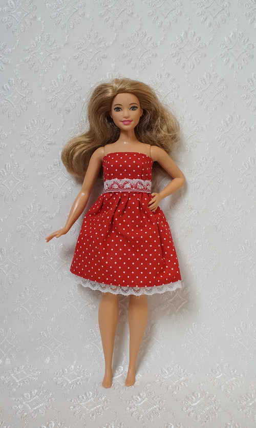 Šaty pro Barbie 2016 - curvy - baculku — foto 1
