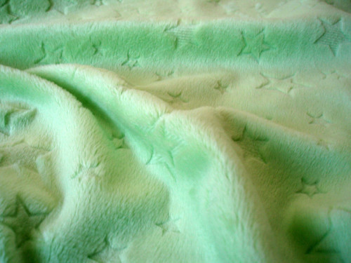 Minky Embossed Star Cuddle LIME — foto 1