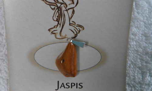 Jaspis - tromlovaný kamínek, přívěsek č.4