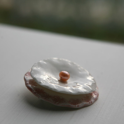 Kde bydlí perla (porcelán) — foto 1