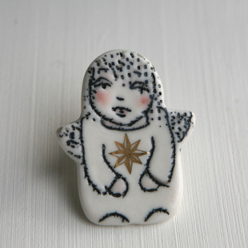 Anděl (porcelán.brož) — foto 1