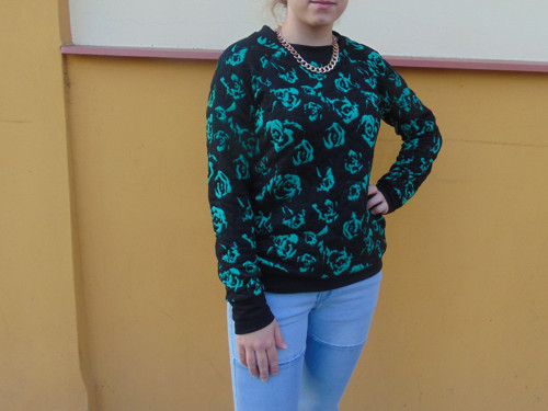 Mikina -zelenočerná růže