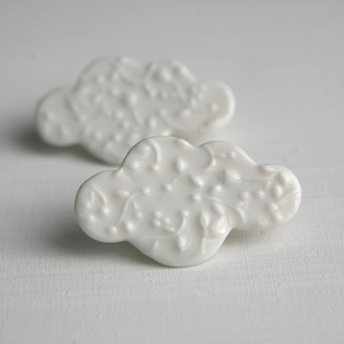 Jako sníh... Oblak (porcelánová brož) — foto 1