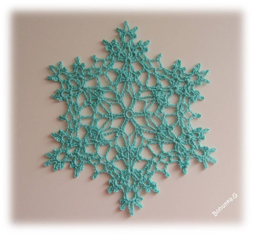 Velká tyrkysová háčkovaná vločka - vel. 17 cm