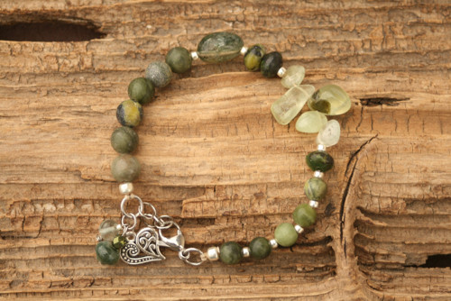 Boho náramok chrysopras, peridot, achát a kremeň — foto 1