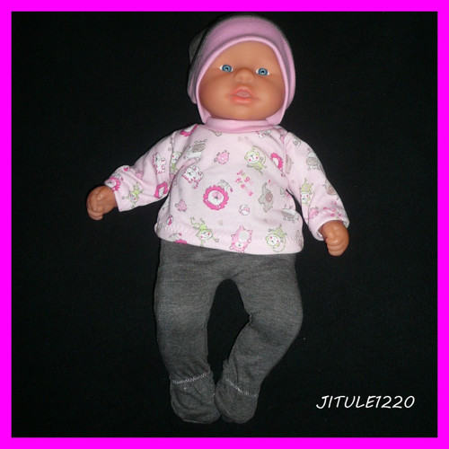 Oblečky na panenku 36 cm — foto 1