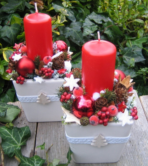 Adventní svícínky v červenobílé — foto 1