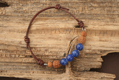 Náramok rudraksha a lapis lazuli — foto 1
