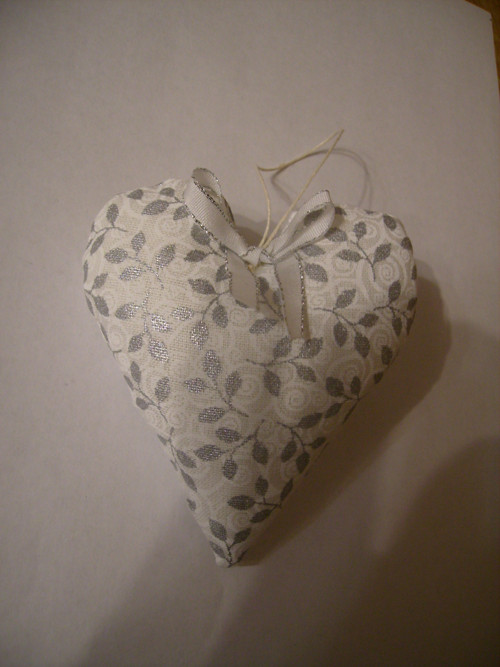 Bílo - stříbrné srdíčko (10cm)