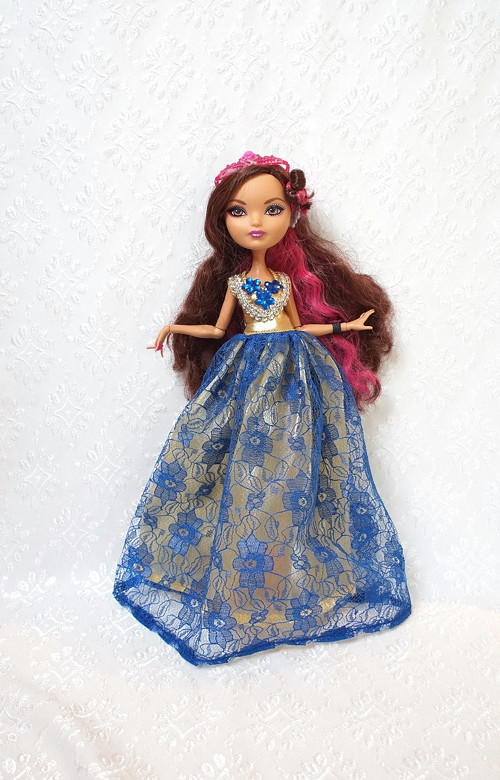 Šaty pro Ever After High — foto 1
