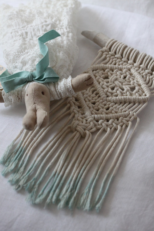 Macramé závěsná dekorace — foto 1