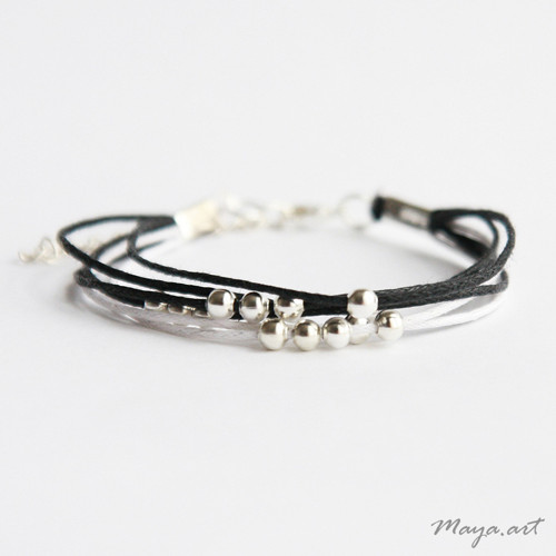Černobílý náramek "SIMPLE BRACELET" — foto 1