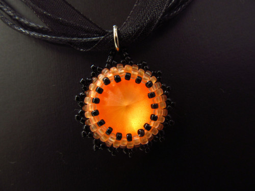 Swarovski neon oranžová