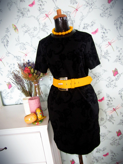 Little black dress — foto 1