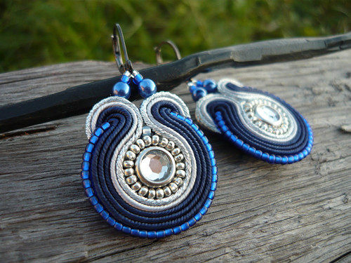 Soutache náušnice Dark blue Ice River — foto 1