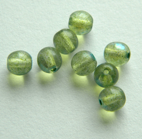 Skleněné korálky zelené barvy 4 mm - 68 ks