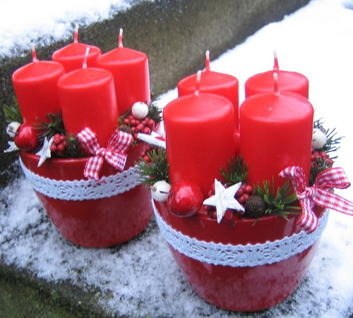Adventní svícny v červené — foto 1