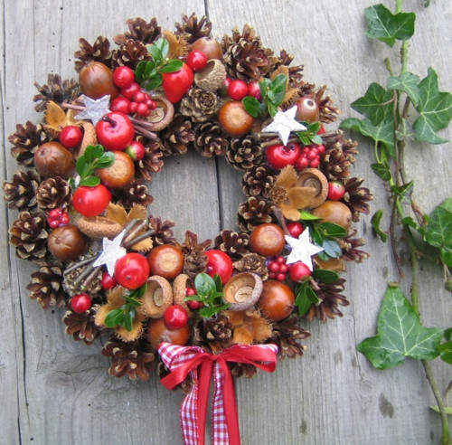 Adventní věneček s jablíčky — foto 1