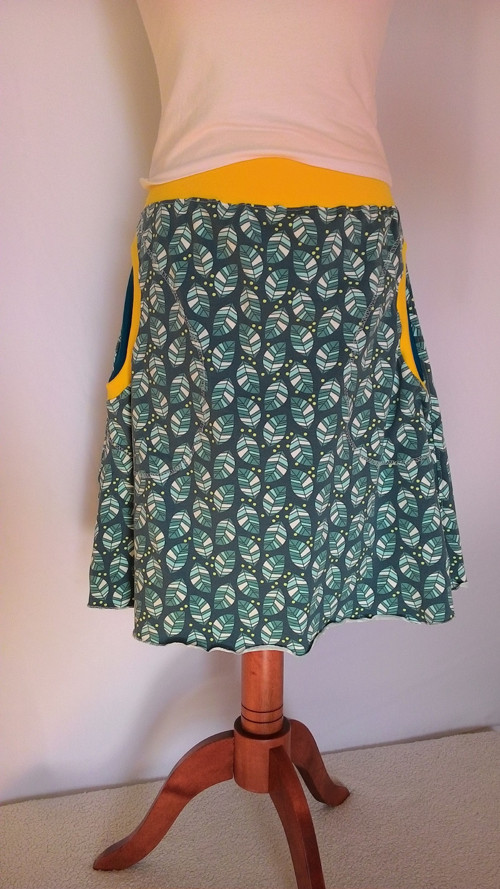 Sukně lístky — foto 1