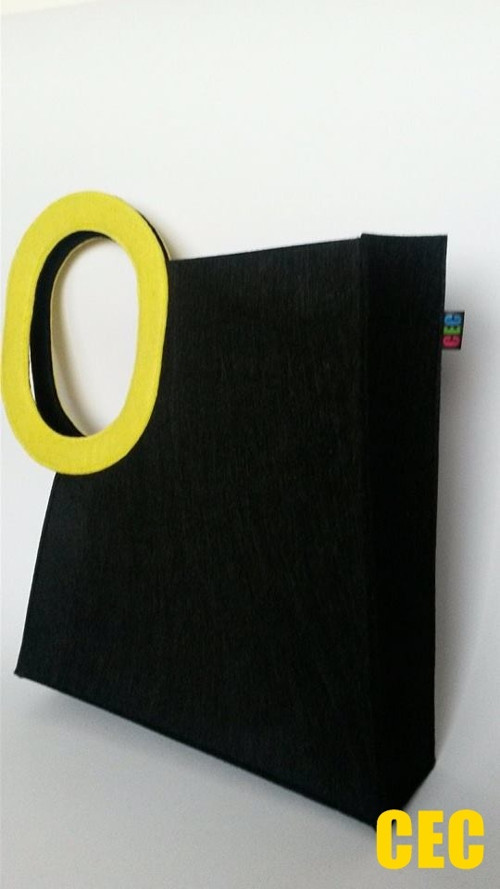 With yellow-shape — foto 1