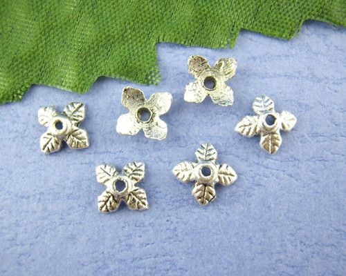Kaplík čtyřlístek/ ant. stříbro/ 6mm/ 10ks
