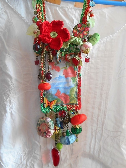 Náhrdelník Gypsy 13 Ibišky — foto 1