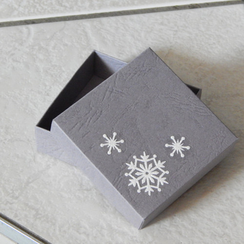 Dárková vánoční krabička 7 x 7 x 2 cm — foto 1
