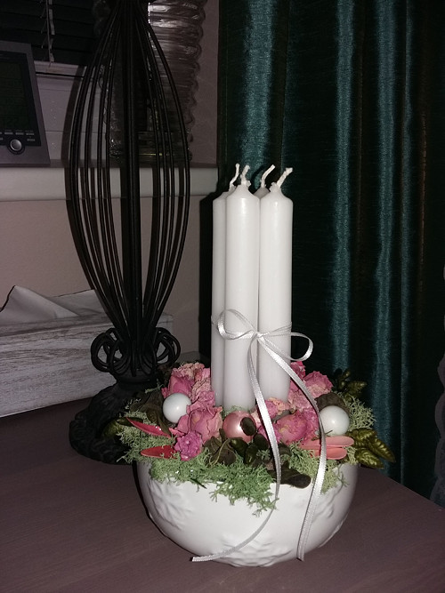 Adventní Svícen S Růžičkami — foto 1