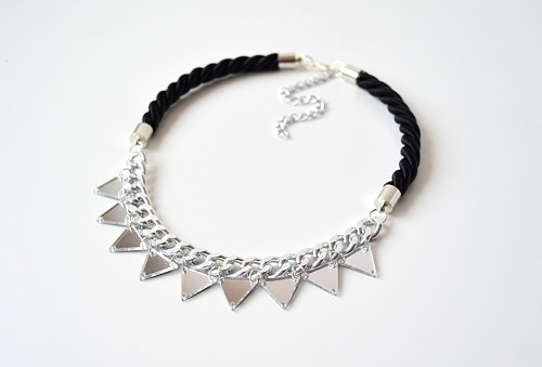 Náhrdelník Black Mirror Triangles — foto 1