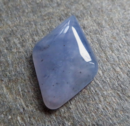 Modrý chalcedon Namibie, kabošon č.A13 — foto 1