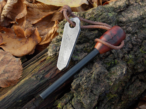 Křesadlo / Firesteel — foto 1