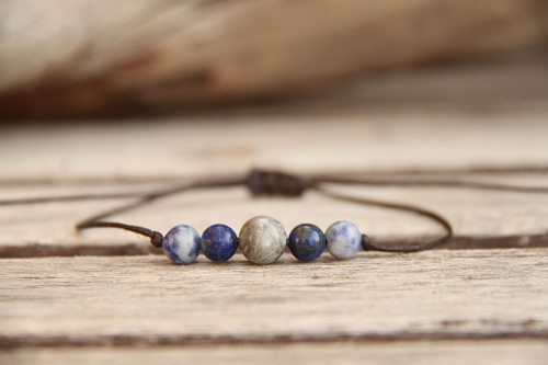 Náramok na šnúrke jaspis, lapis lazuli — foto 1