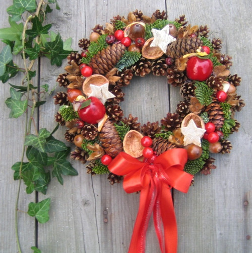 Adventní věneček s jedličkou — foto 1