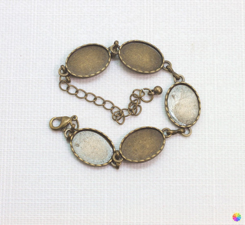 Náramek s lůžky 18x13mm